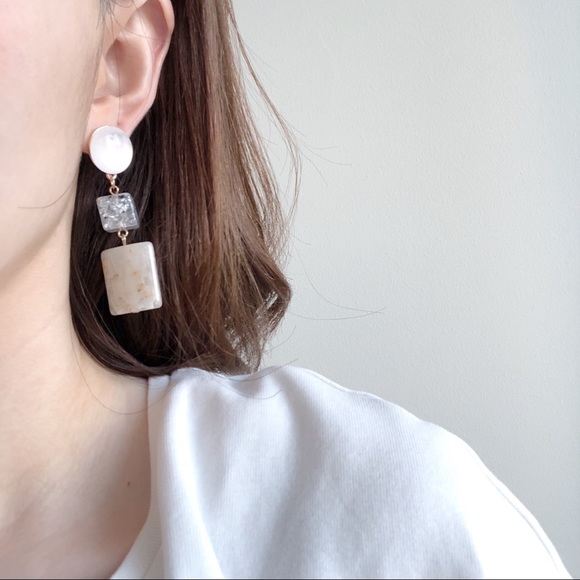 LAST Statement & Cube Glitter Drop Earrings - Picture 3 of 3